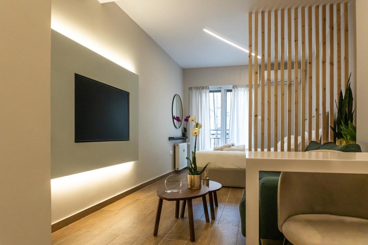 Elegant Suite - Piraeus Bagian luar foto